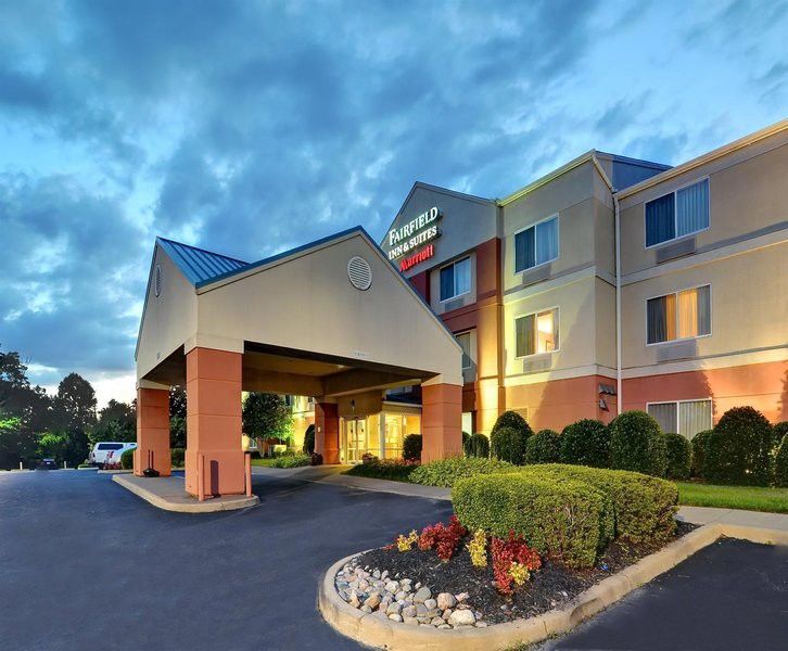 Fairfield Inn And Suites By Marriott Potomac Mills Woodbridge Eksteriør billede