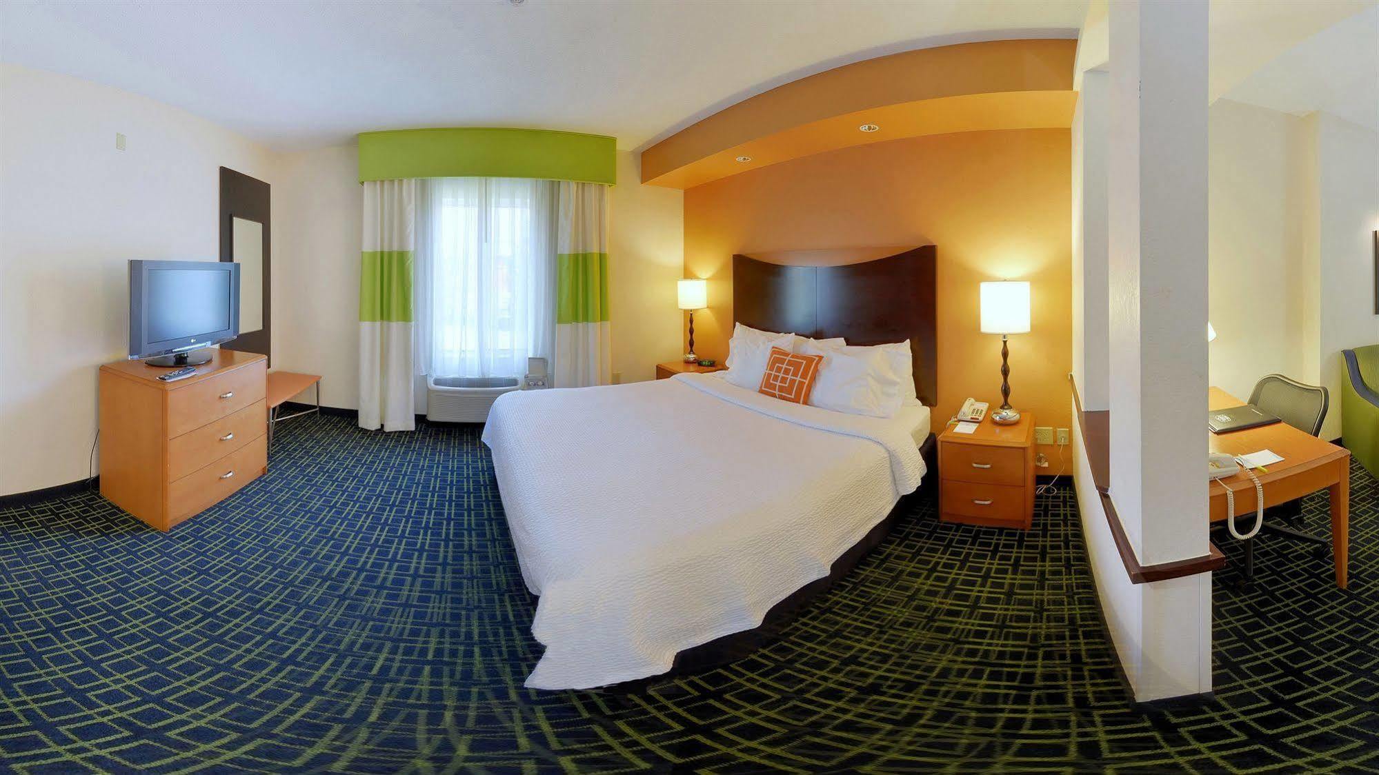 Fairfield Inn And Suites By Marriott Potomac Mills Woodbridge Eksteriør billede