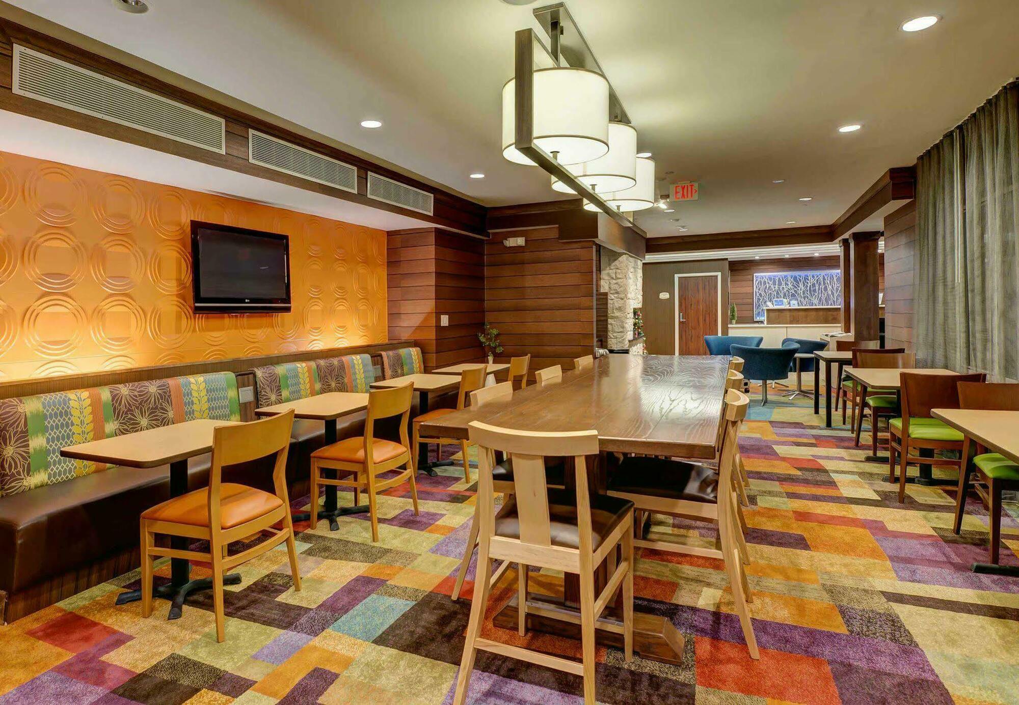 Fairfield Inn And Suites By Marriott Potomac Mills Woodbridge Eksteriør billede